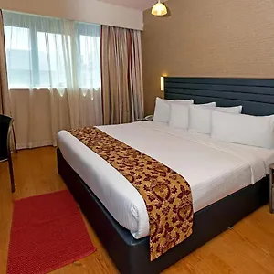 Отель Central Paris Hotel, Baniyas Square, Дубай
